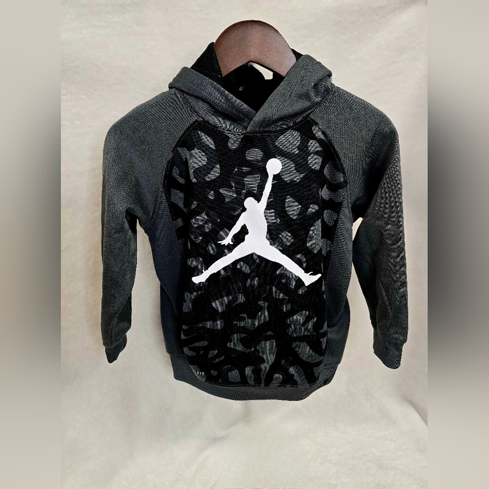 Boys Jordan Hoodie S (6)